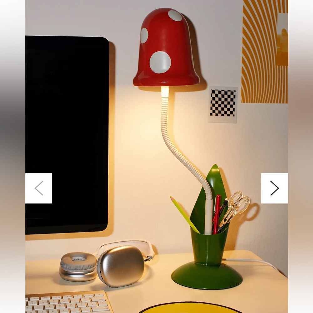 Urban Outfitters Mushroom Table Task Lamp - Picture 3 of 5